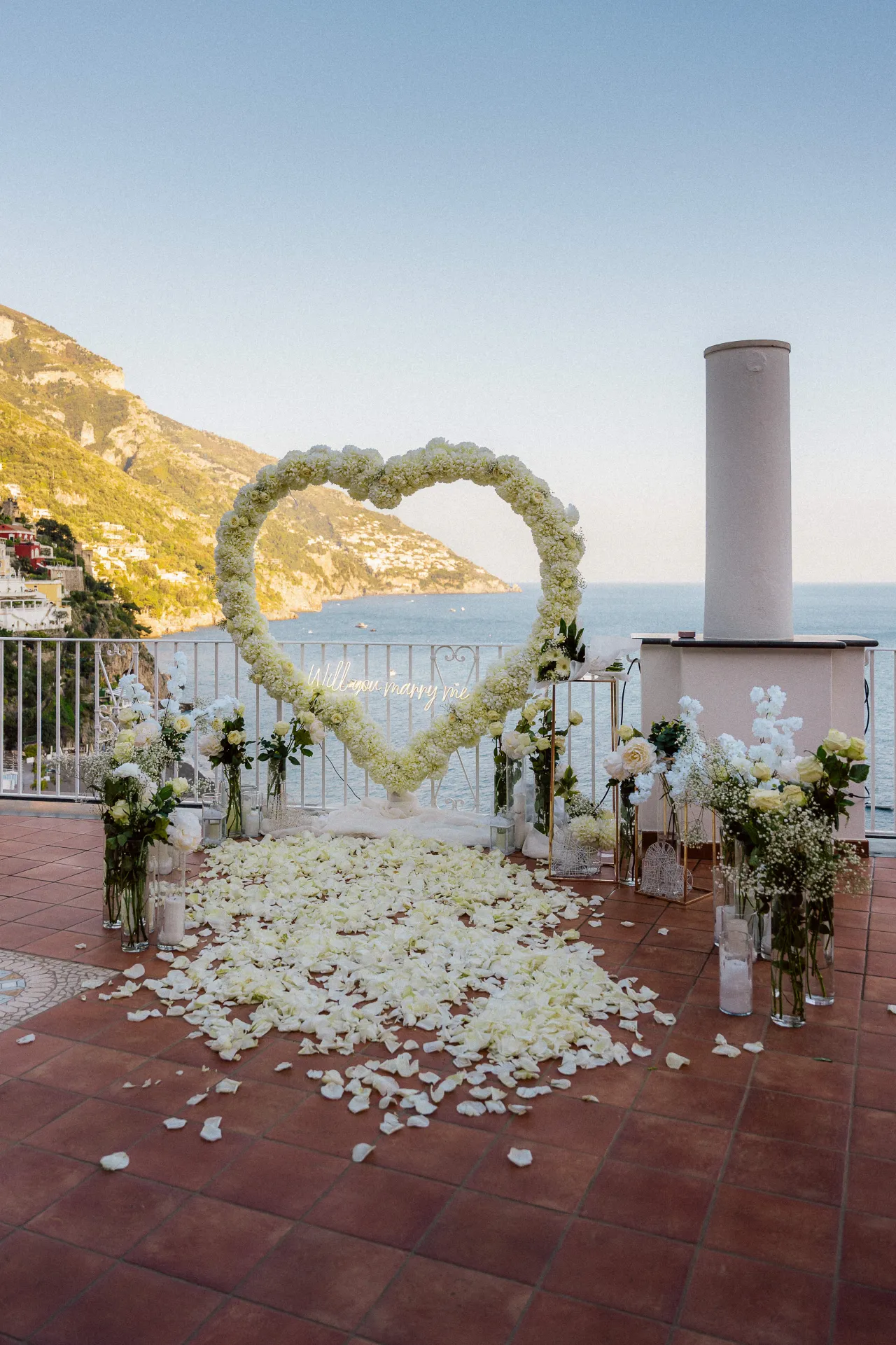 Floral-heart proposal setting